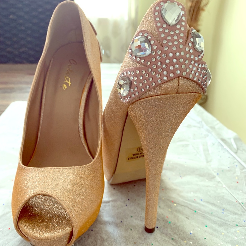 Gold like Rhinestone High heels